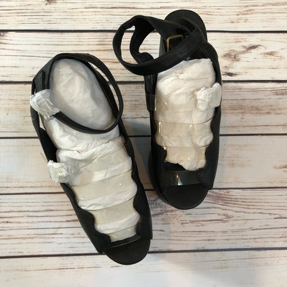 ✨NEW 7” Black Platform Shoes 🖤 - Picture 3 of 7